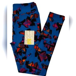 Buttery-soft, Form-fitting leggings